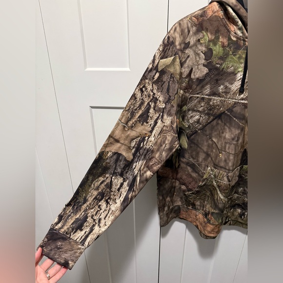 EHG Mossy Oak Camouflage Hoodie, Size XL - Picture 6 of 9